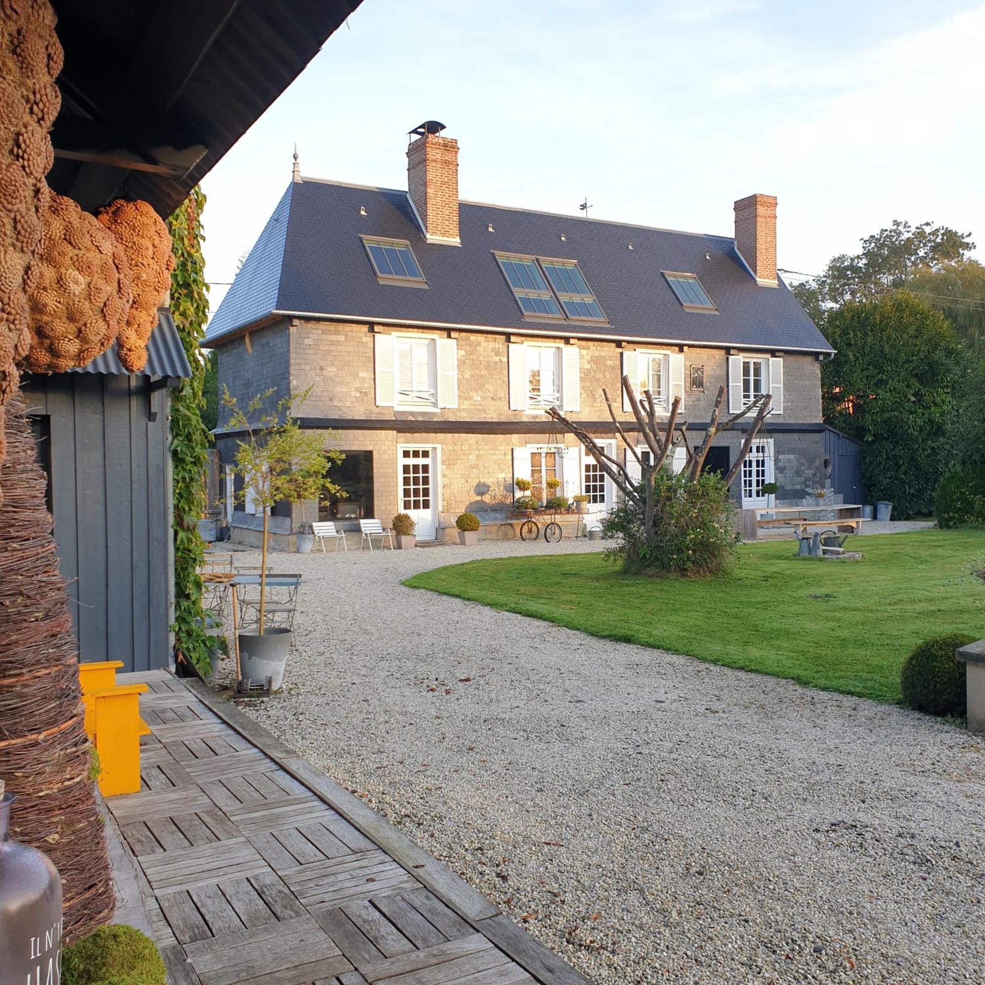 Par Hasard Ou Pas Bed & Breakfast Saint-Martin-aux-Chartrains Dış mekan fotoğraf